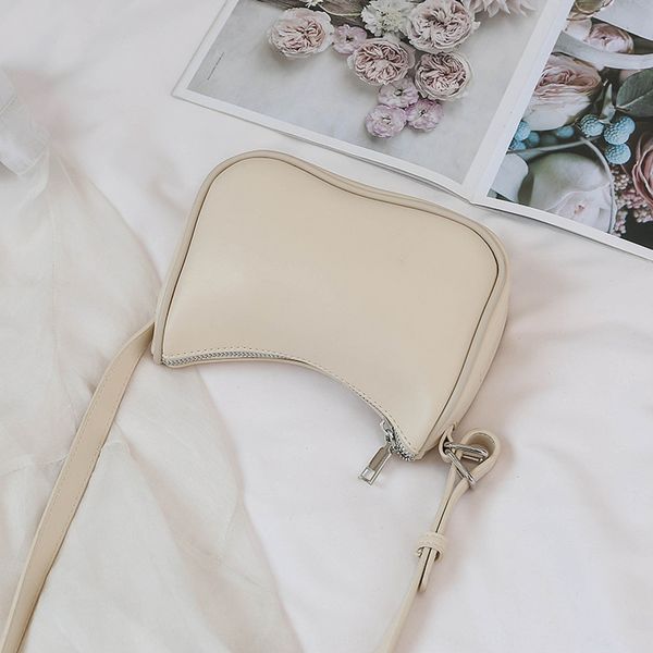 

2020 new fashion net small small red single shoulder armpit law stick women's bag popular cross bag women's versatile ins c8fwi