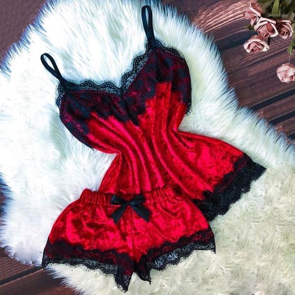 Mulheres Sleepwear Moda Mulheres Sexy Lingerie Camisole Bow Shorts V-Pescoço Tops Veludo Pijamas Babydoll Nightdress Underwear Set1