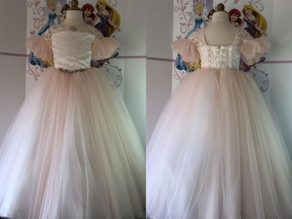 

vintage jewel neck flower girls dresses for wedding juliet short sleeves blush lace applique big bows back first communion dress, White;blue