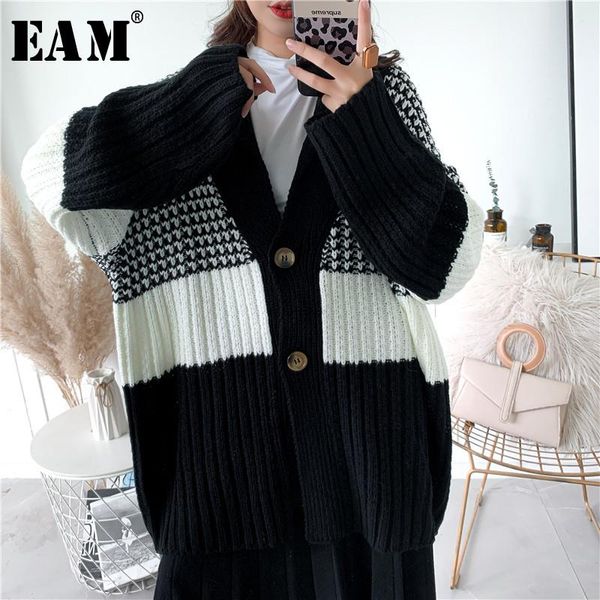

eam] striped big size knitting cardigan sweater loose fit v-neck long sleeve women new fashion tide autumn winter 2021 1y180, White