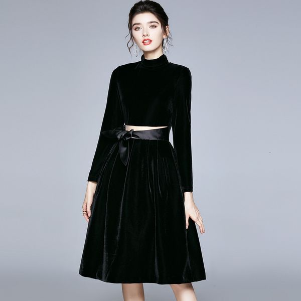 

2021 new autumn winter women's vintage runway elegant long sleeve turtleneck hollow bow sashes black veet ball gown pgiy zgfp, Black;gray