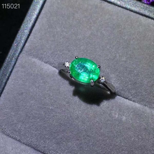

natural emerald ring fashionable gem quality 925 silver 7x9mm, Golden;silver