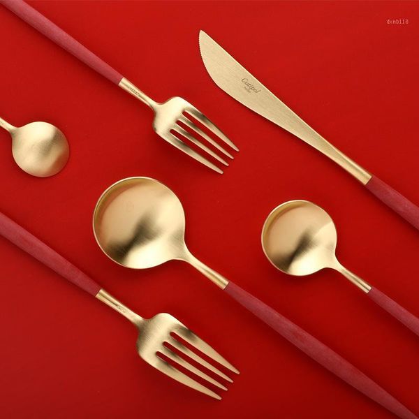 

4pcs/set stainless steel dinnerware red plated portuguese knife fork and spoon stainless steel tableware gift box set for apple1