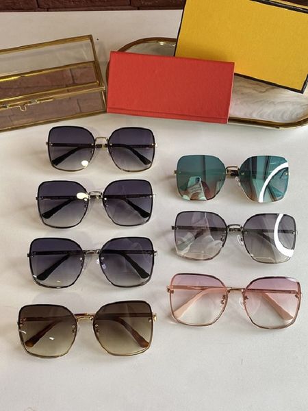 

2021 new fashion large framed face display small sunglasses metal luster temperament simple generous size 61*16*142cm 0455