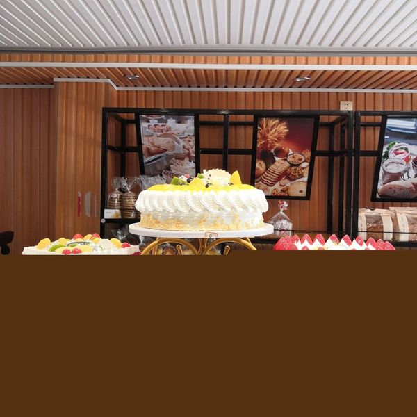 

ld1ei cakerack baked three-layer iron bakery display european-style iron three-layer cake bakery dessert fruit cakebaked european-style cake