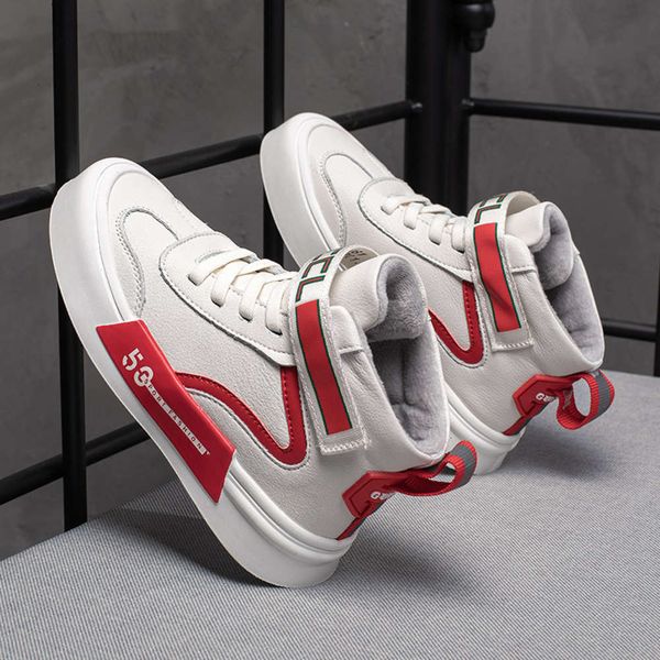 

autumn 2020 new winter daddy boys and girls high sports plush small white children's fashionable shoc75k, Black