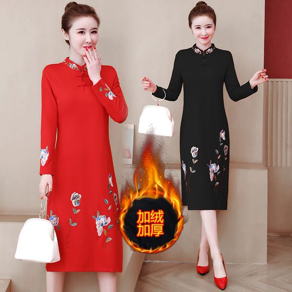 

bored more size cheongsam thermal fat embroidered keep warm woman wear 2021 winter dress 9j9j, Black;gray
