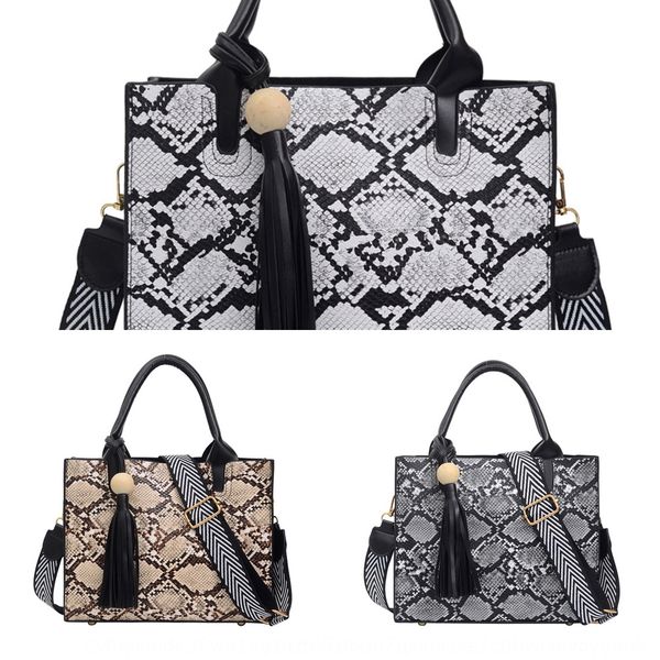 

2020 новой женской моды змея дизайн тенденция контрастная одно плеча руки сумка сумка сумки ручной bfir4