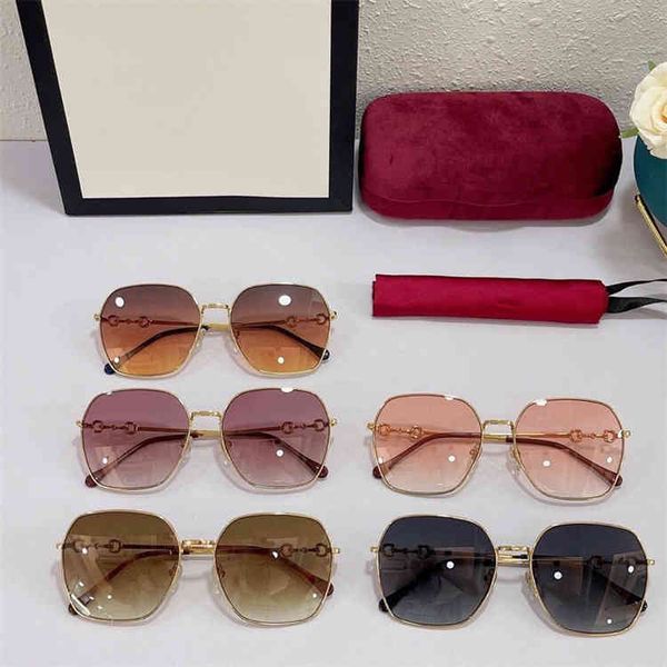 

2022 factory wholesale family sunglasses trend: ni ni's same personalized horse rank buckle women's, White;black