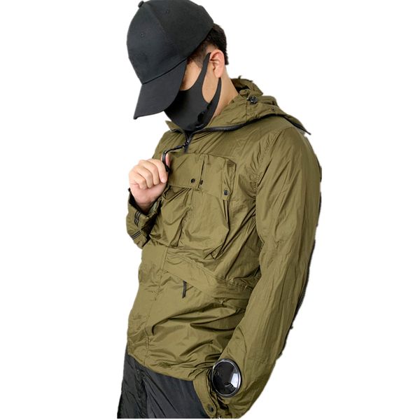 Jaquetas masculinas Goggle Jaqueta com Capuz Primavera e Outono Ao Ar Livre Windbreaker Moda Marca Metal Nylon Outerwear Con Europa e América