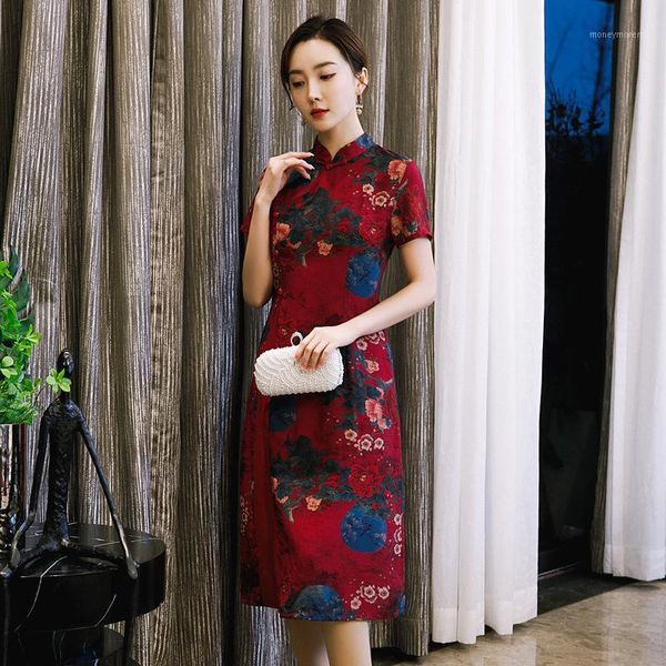 

ethnic clothing 2021 mid-length silk linen short-sleeved dress cheongsam daily stand collar short sleeve middle-aged and elderly qipao dress, Red