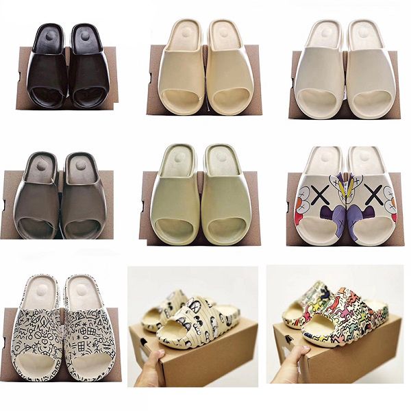 

mens cool slippers shoes designer slides sandals foam runner triple black desert sand bone white resin graffiti dhl rubber beach flip flops