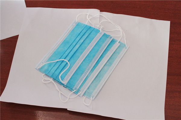 

ear-loop cover face mouth masks 3 3-ply layer non-woven disposable dust mask soft breathable outdo