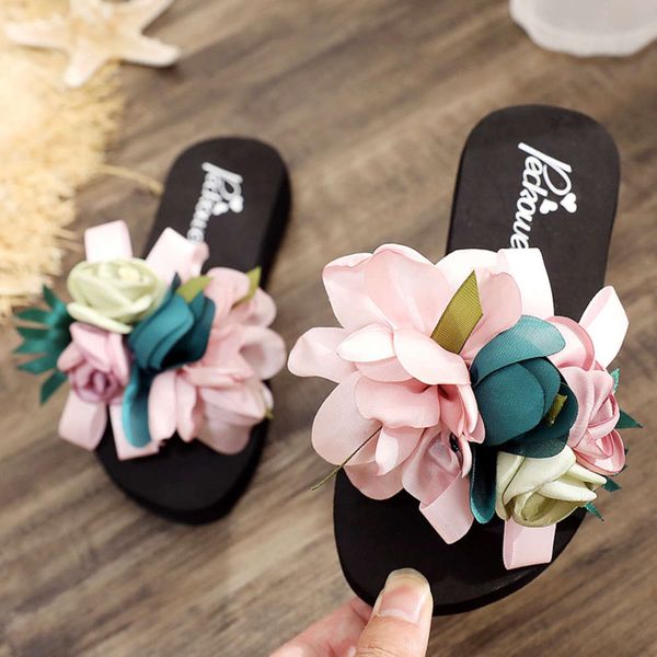 

children's sandals summer wear fashion new flat bottom lovely girl parent child beach sho women's slippers seaside antiskid, Black;red