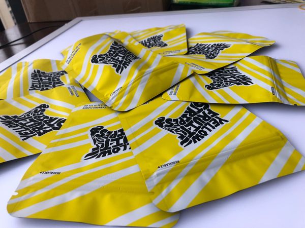 

hologram and black childproof stickers mylar flavors bags 3.5g fruit bags stripes bags label yellow bbyea bdebaby