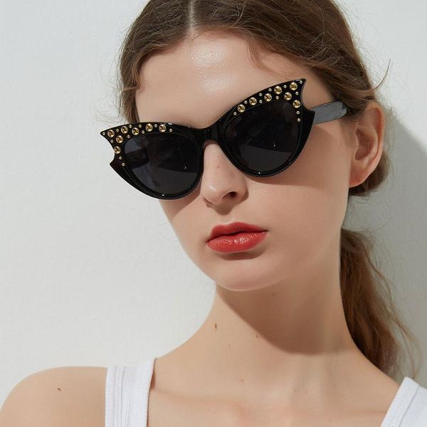 

sunglasses brand design cateye women rivet sun glasses female butterfly oversized big frame 2021 vintage shades, White;black