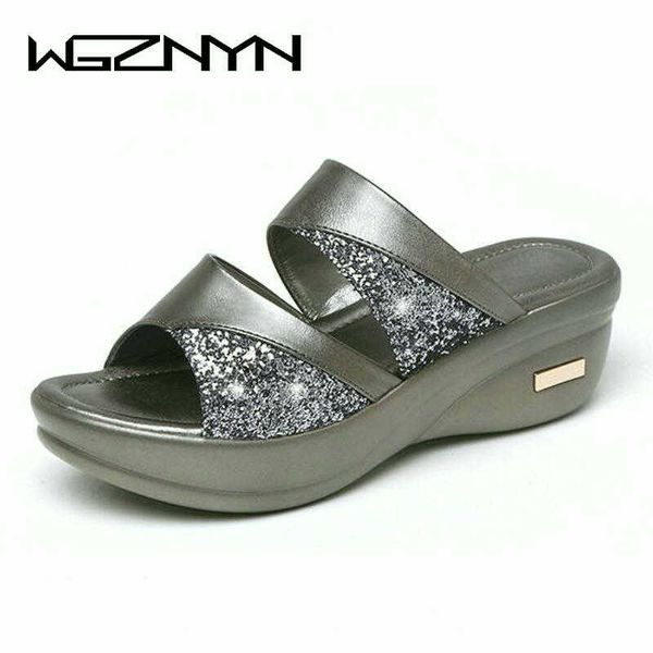 

sequins mid-heeled slippers 2020 mother shoes woman leather sandals women soft bottom slippers female summer outdoor shoes w305 x1020, Black