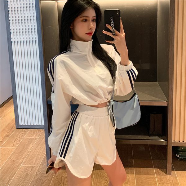 

2020 summer new thin casual sun proof outer sweater + sports shorts 2-piece suit women's fashion trend