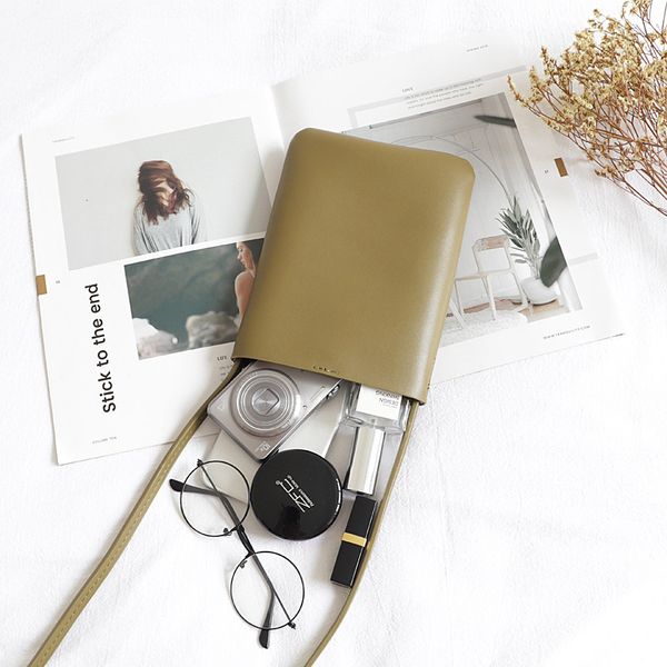 

hbp korean version of the retro vertical mobile phone bag ins wild simple soft-side small bags in the world, literary casual shoulder bags