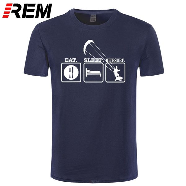 

спорт rem rem eat sleep кайтсерфинг t-shirt кайтсерфинг интернат surfinger охладить tee смешной подарок o-образным вырезом подростковая футб