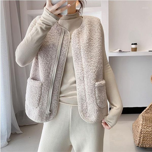 

autumn winter vest women sleeveless coat faux lamb fur warm jackets korea casual solid color o neck pocket zipper waistcoat 20211, Black;white