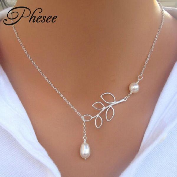 

whole salephesee 2pcs/lot fashion trend necklaces leaves simulated pearl hoop "1" hand chain necklace jewelry for women gifts e031, Silver