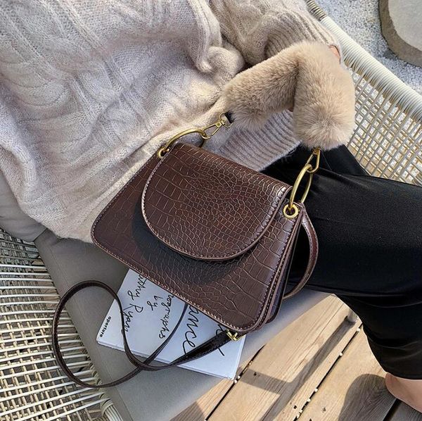 

factory wholesale women handbag new embossed leather handbag elegant atmosphere crocodile winter fashion bag vintage leather shoulder bag, Black;red