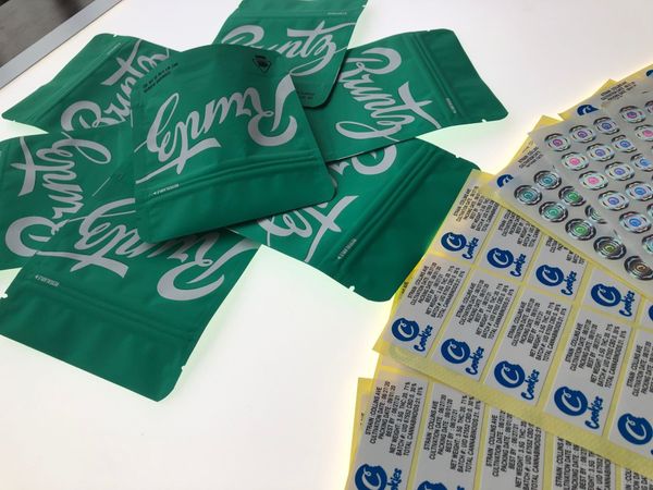 

runtz green matt mylar bag 3.5gram california 3.5g edibles packaging mylar bags hologram stickers and back label bbypcd nana_shop, Pink;blue