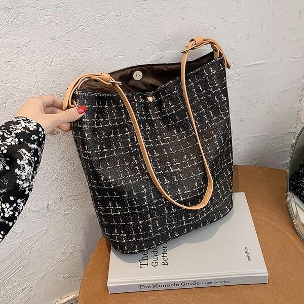 

women's bag 2020 designer bag fashion bucket underarm handbag & unusual shoulder messenger width 31cm