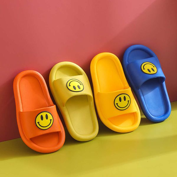 

boys' antiskid sandals soft soled summer tastels parent-child home girls' middle and big children's non smelly feet bath slip, Black;red