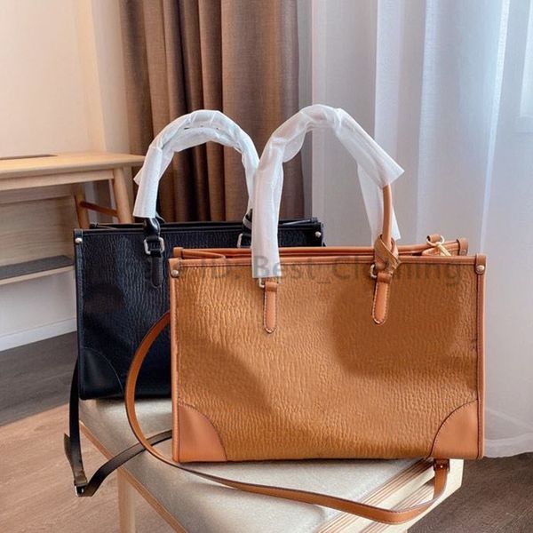 

luxury designer m women fashion bags shopping bag two-tone letter artwork zipper pendant lady fashion totes