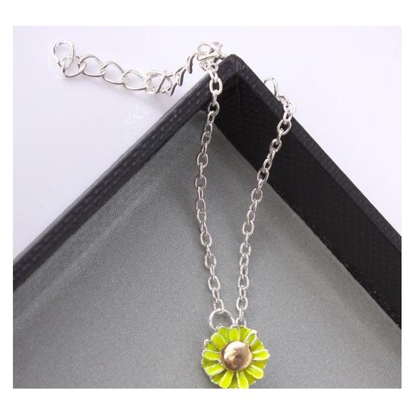 

simple and elegant exquisite cute little daisy flower bracelet female link 925 silver heart pendant w sqcooe dh_seller2010, Black