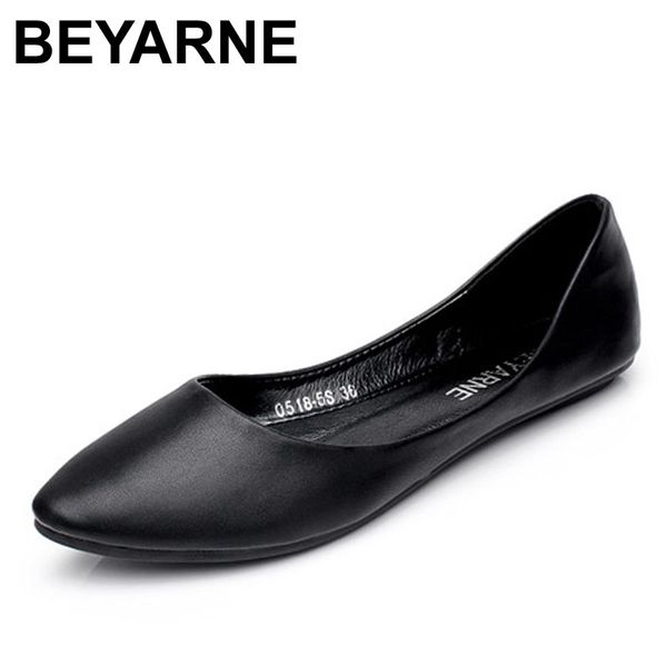 

beyarne new arrival 2020 spring and autumn women's loafers loafers women flat heel shoes boat shoes casual 1006, Black;white