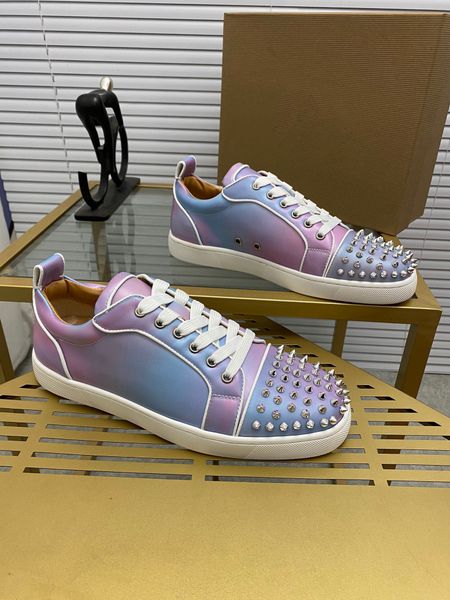 

2022 brand-new low junior spikes bottom men shoes graffiti patent leather round-toe casual outdoor studs women wedding, Black;white