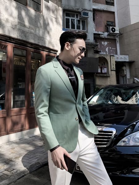 

daio mens korean spring and summer simple solid color suit for men's slim breasted british single western blazer