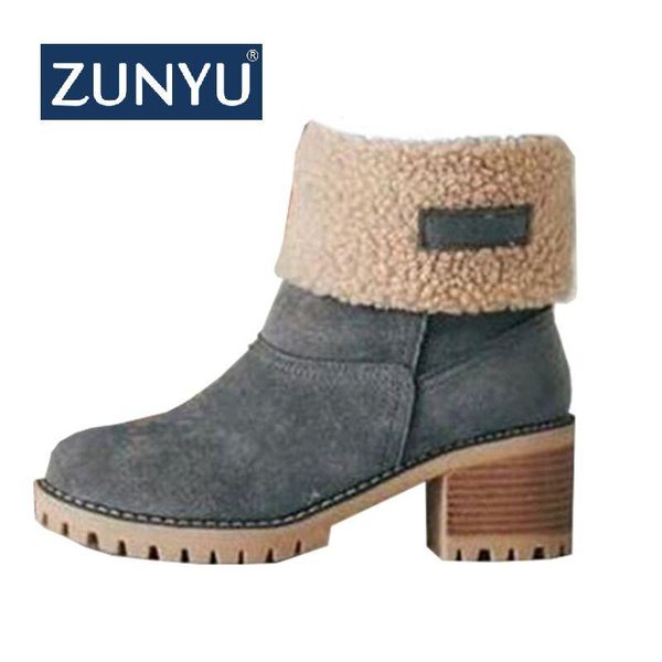 

zunyu new women winter snow warm boots 5cm high heels fur felt russia jeans boots block low heels plush ankle booties shoe, Black