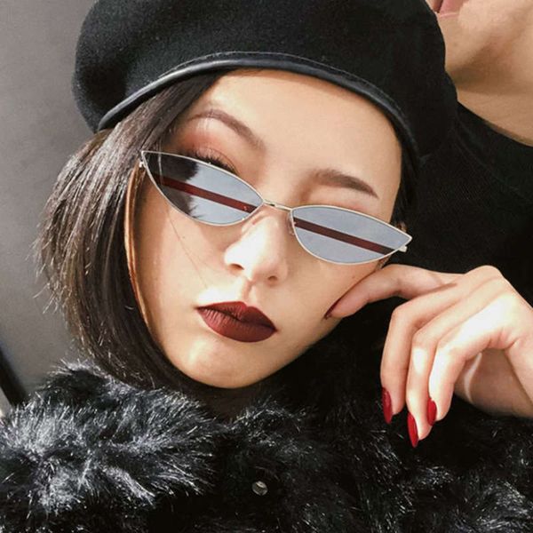 

sungla sunglasses female personality small frame, White;black