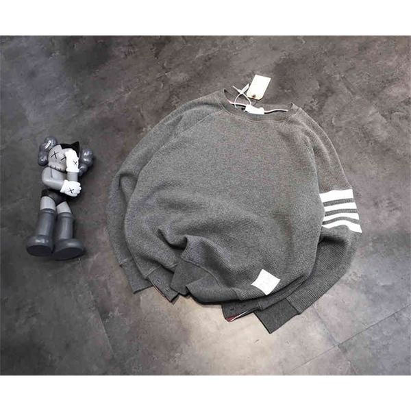 

2022 early spring new tb waffle round neck sweater tide brand yarn dyed four bar casual men's and women's top, Black