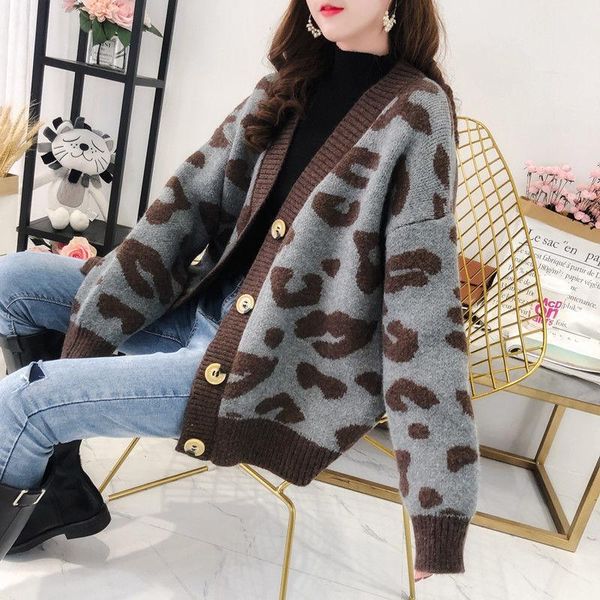 

knitted cardigan women's new fashion temperament very fairy leopard coat, White