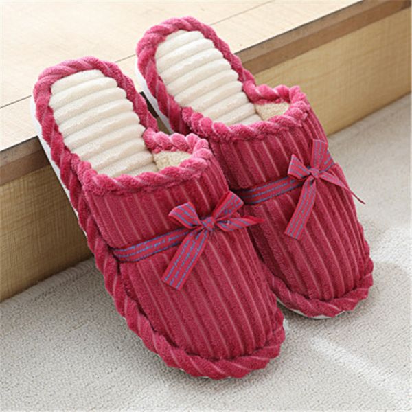 

new at 2021 home for women with the velvet designer short plush winter lukewarm woman comfortable non-slip slippers ie3s, Black