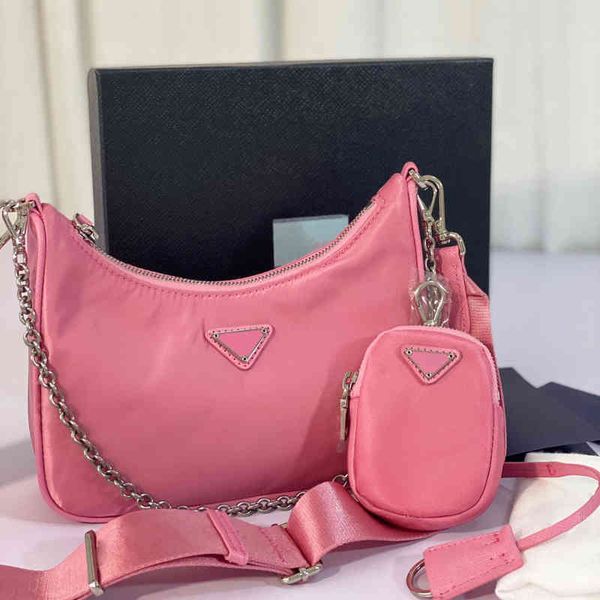 

2022 factory wholesale new women's female women's shoulder carry underarm chain pink bags hobos