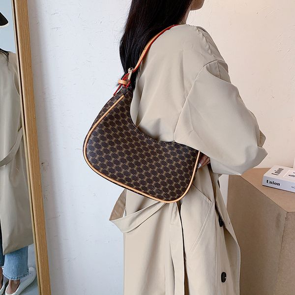 

french minority bag women's new autumn / winter 2020 printed underarm bag with versatile one shoulder straddle bag c1114