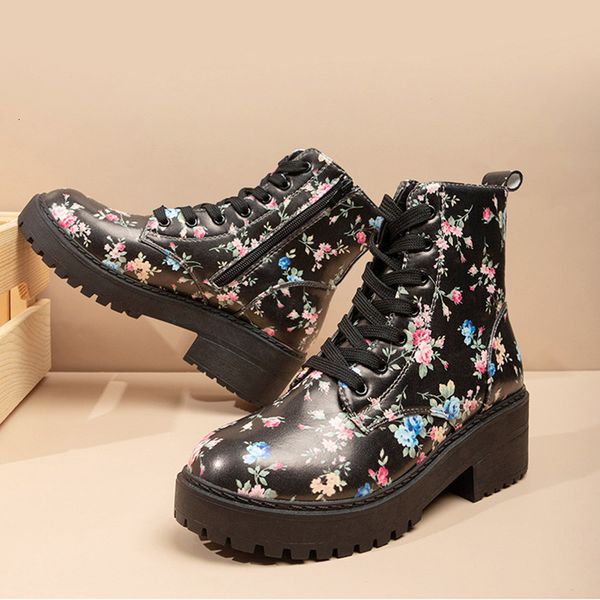 

women's boots high. carson shoes are fat. leather. 1m05, Black