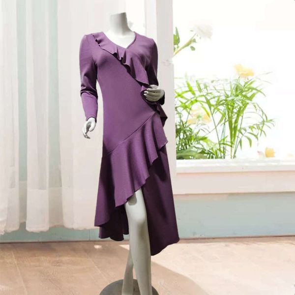 

slim, 2020 women's winter deep dress v-neck, ruffle, solid color knitted bottomed skirt, Black;gray