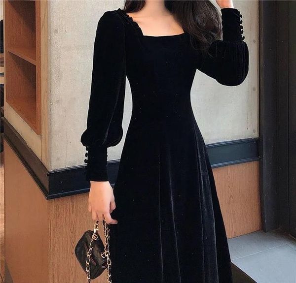 

autumn and winter 2021 new gold velvet dress women french retro square collar waist office lady knee length, Black;gray