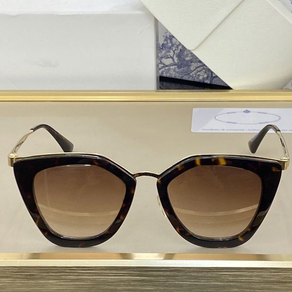 

2021 new fashionable oval square face display small sunglasses anti-radiation temperament simple and generous size 52*21*140mm08030sk