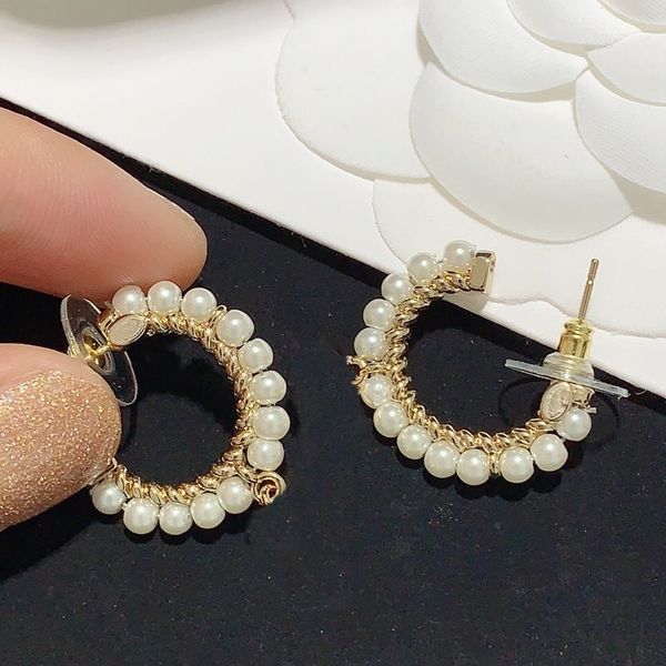 

Fashion Earrings Beaded Pearl Earrings for Woman High Quality 925 Silver Needle Earrings Personality Charm Jewelry Supply