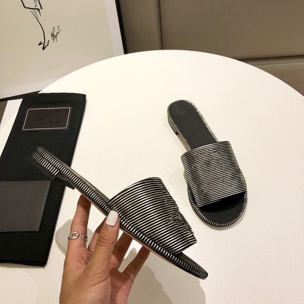 

women's sandals designer shoes luxury slides summer fashion wide flat bottom slippers sandals and slippers size 35-40 flower box jh1905, Black