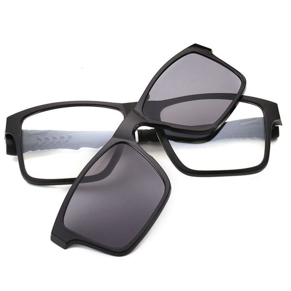 

new glasses can outdoor be sports equipped with myopia lens, male and female magnet clip, running fitness sunglasses, White;black