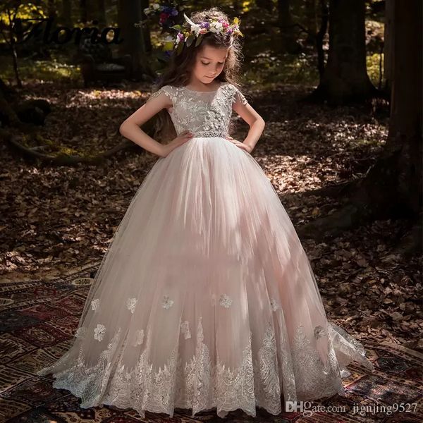 Nova Princesa Lace Flor Menina Vestidos Cor-de-rosa Adorável Girl Pageant Dress Tiered Ruffle Tule Doce Pequena Crianças Festa de Aniversário